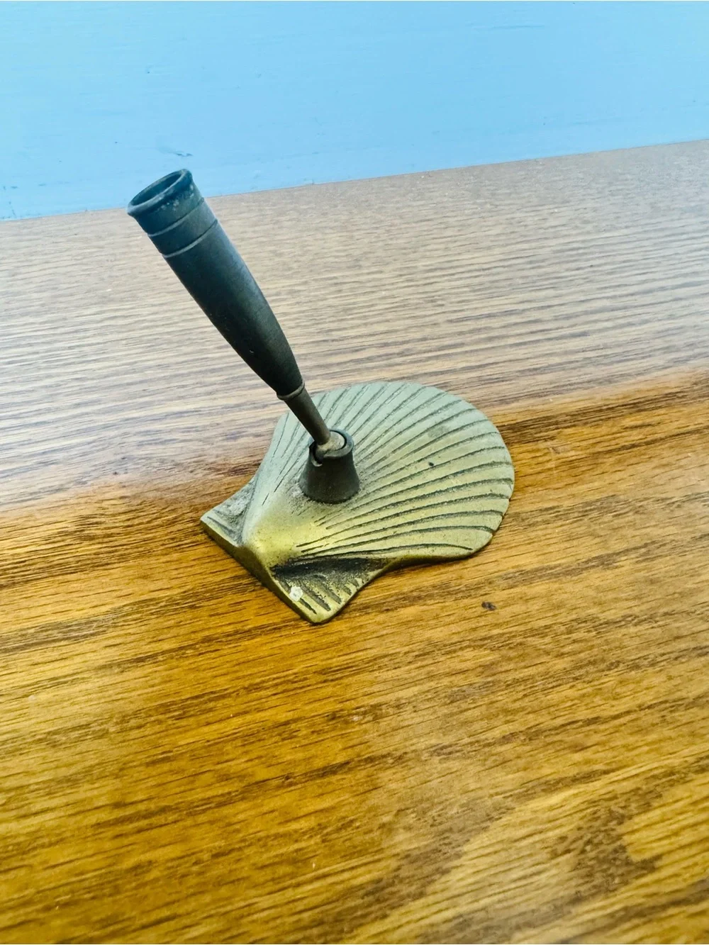 Vintage Fritz Brass Shell Table Fountain Pen Holder